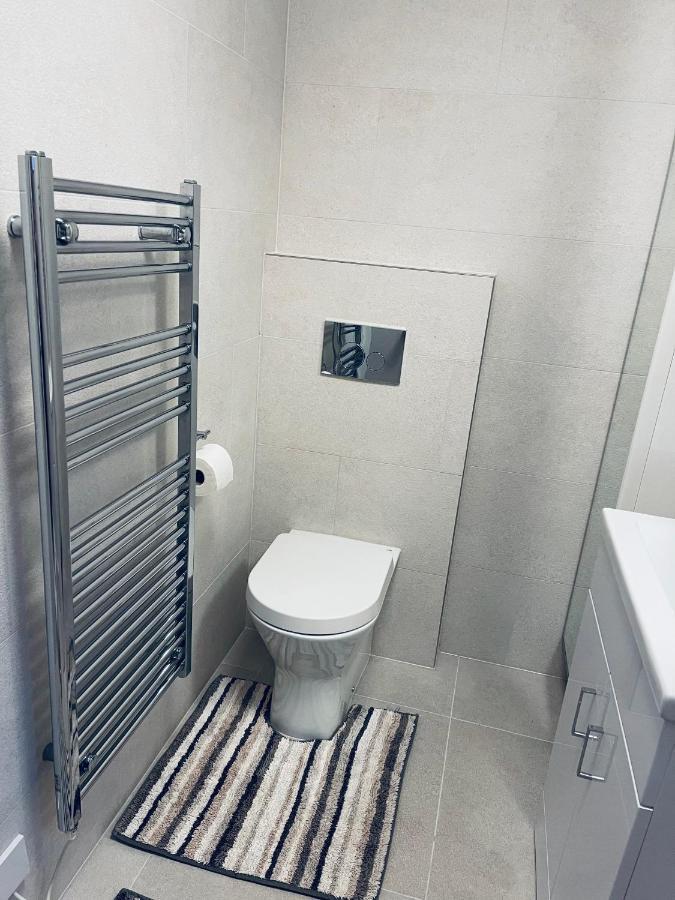 Central London Stylish Newly Decorated Studio Flat Экстерьер фото